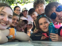 Daltaí-na-hIdirbhliana-sa-Spáinn-ag-siúl-píosa-don-gCamino.-Bealtaine-2019.-1
